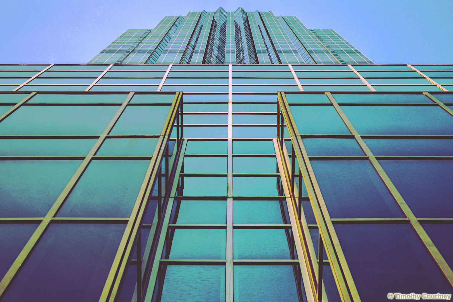 This is the 64-story Williams Tower skyscraper on Post Oak blvd