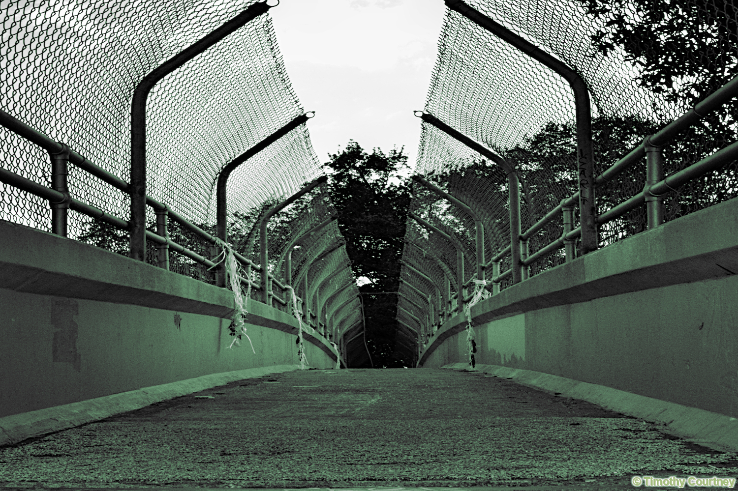 This overpass bridge allows walking across a major roadway in downtown Houston
