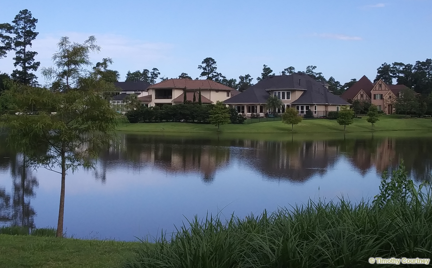 This is a landscape photo of Lake Paloma near Creekside Forest
